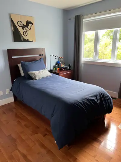 Lit gigogne et table de chevet pour enfants. 2 lits simple, View more