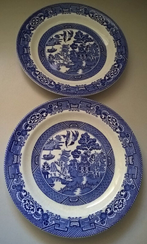 Blue Willow Wood & Sons Woods Ware 8" Luncheon/ Salad Plates in Arts & Collectibles in Oshawa / Durham Region