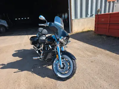 Selling a 2004 Yamaha Roadstar 1700cc in great condition runs very good nothing wrong with it just s...