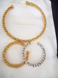 Fifth Avenue Collection - Gold Open Collar Necklace & Bracelet