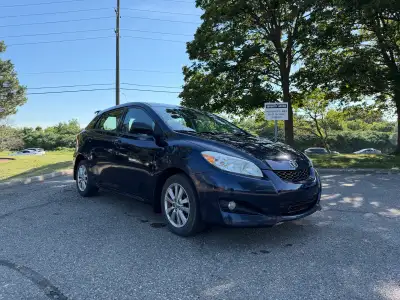 2009 TOYOTA MATRIX FOR SALE - 246,000KM - ⁠brand new brakes and rotors (Less than 10KM on them) - ⁠f...