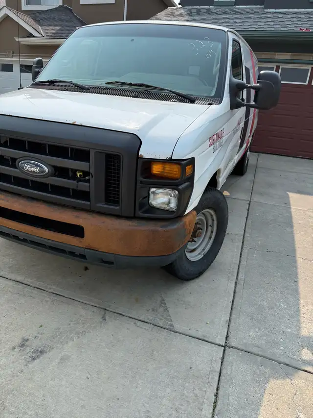 Work Van 534371491319664641
