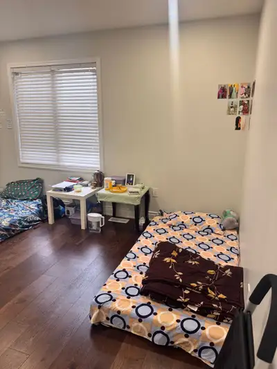 Private room available for working professionals. Room is spacious with great street view from upper...