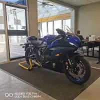2021 Yamaha R7