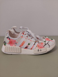 Adidas Boost NMD R1 Women's Cherry Blossom Shoes
