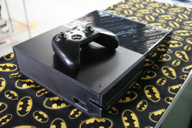 Xbox One Original  Bundle (#16867) in XBOX One in City of Halifax - Image 3