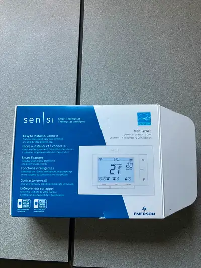 Brand new smart thermostat. Sells at Home Depot for $149.00. Selling for $110.