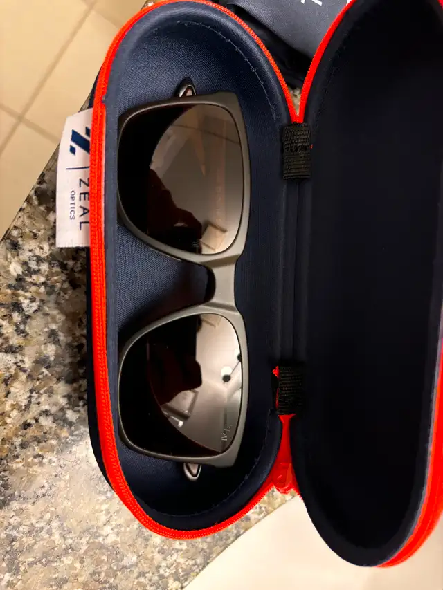 Zeal Optics Sunglasses (Never Worn)628647449602581212