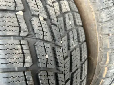 Used less than 3 months. Car was totalled. No longer need .