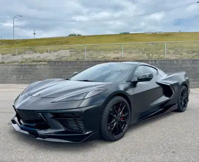 Beautiful specification, one owner Ceramic Matrix Grey over Jet Black 2024 C8 Corvette Z51 for sale....