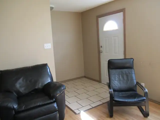 Three bedroom townhouse for rent in Terrace in Long Term Rentals in Terrace - Image 6