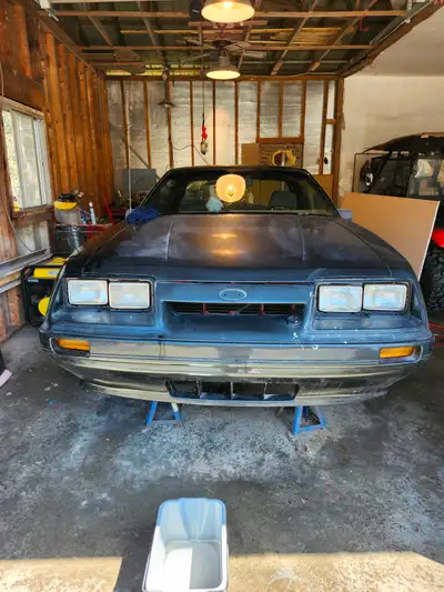 302 Rebuilt Engine from 1976 Mustang - 30,000 oversized on pistons Many new parts included Needs lot...