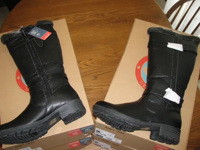 BREERA BANFF TRAIL BOOTS in Women's - Shoes in Norfolk County - Image 2