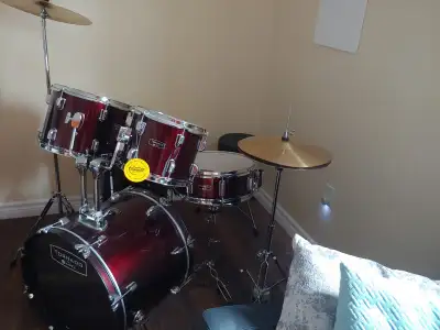 Mapex Tornado 5 Piece Drum Kit, View more