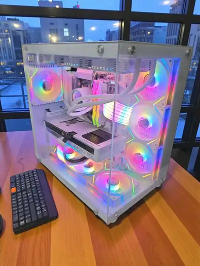 White knight New Build **9800X3D** + 5070 TI / 32G ram/ 1TB SSD, View more