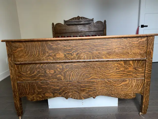 meuble  set chambre antique in Desks in West Island - Image 5