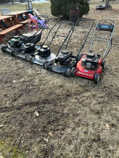 Réparation, vente, entretien de petits moteurs 2&4 temps, travail de qualité!! Je répare de toute le...