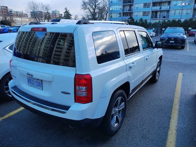 Nice Jeep Patriot Altitud in Cars & Trucks in London