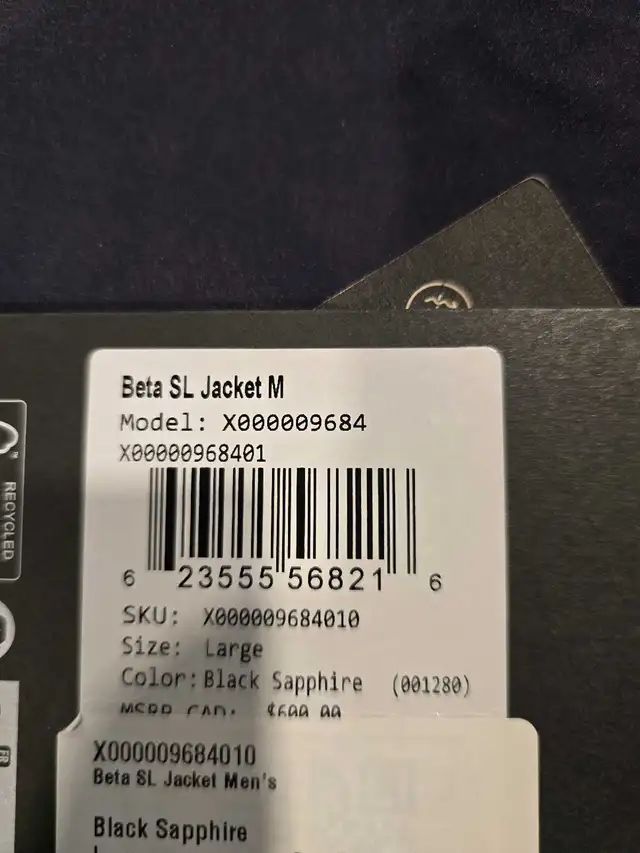 Arcteryx beta SL jacket mens in Men's in Mississauga / Peel Region - Image 5