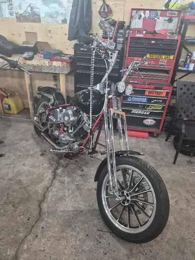 1997 Harley Davidson softail with the s and s shovelhead . Bike has kick start and electric start fe...