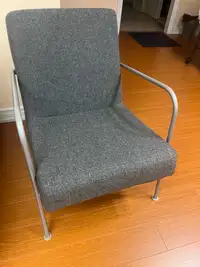 Chairs/sofa