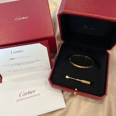 Cartier love bracelet for women 17mm No diamonds Comes with everything Rep Asking only $130