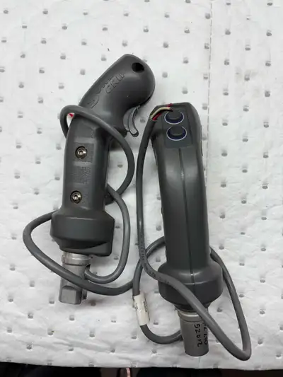 I'm selling a pair of new S Face Suregrip handles, as shown in the photos. Both handle feature a sin...