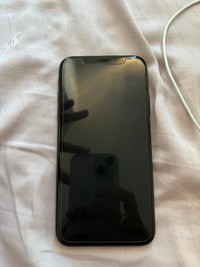 IPHONE X UNLOCKED 64GB WITH EARPHONES AND CHARGER MINT CONDITION