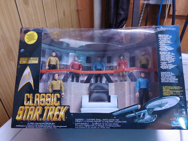 Star Trek Collectable in Arts & Collectibles in Kamloops - Image 2