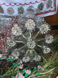 VINTAGE CHRISTMAS CIRCULAR TREE TOPPER