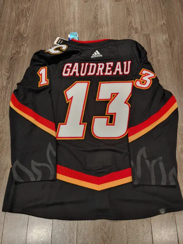 Johnny Gaudreau - Calgary Flames "blasty" alternate jersey BNWT62863737320067124
