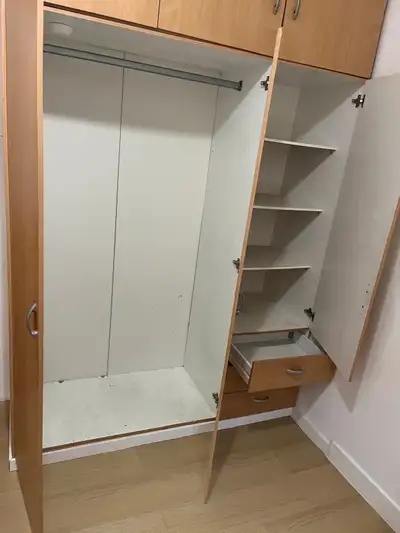 This cozy and well-maintained room is now available for rent, offering a comfortable living space th...