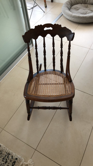 Rocking Chair Find New And Used Furniture In Vancouver Kijiji Classifieds - Patio Furniture Kijiji Bc