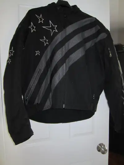 Nicky Hayden " 69" Joe Rocket Jacket Black, removable liner Several Vents Armour Pads in Elbows and...