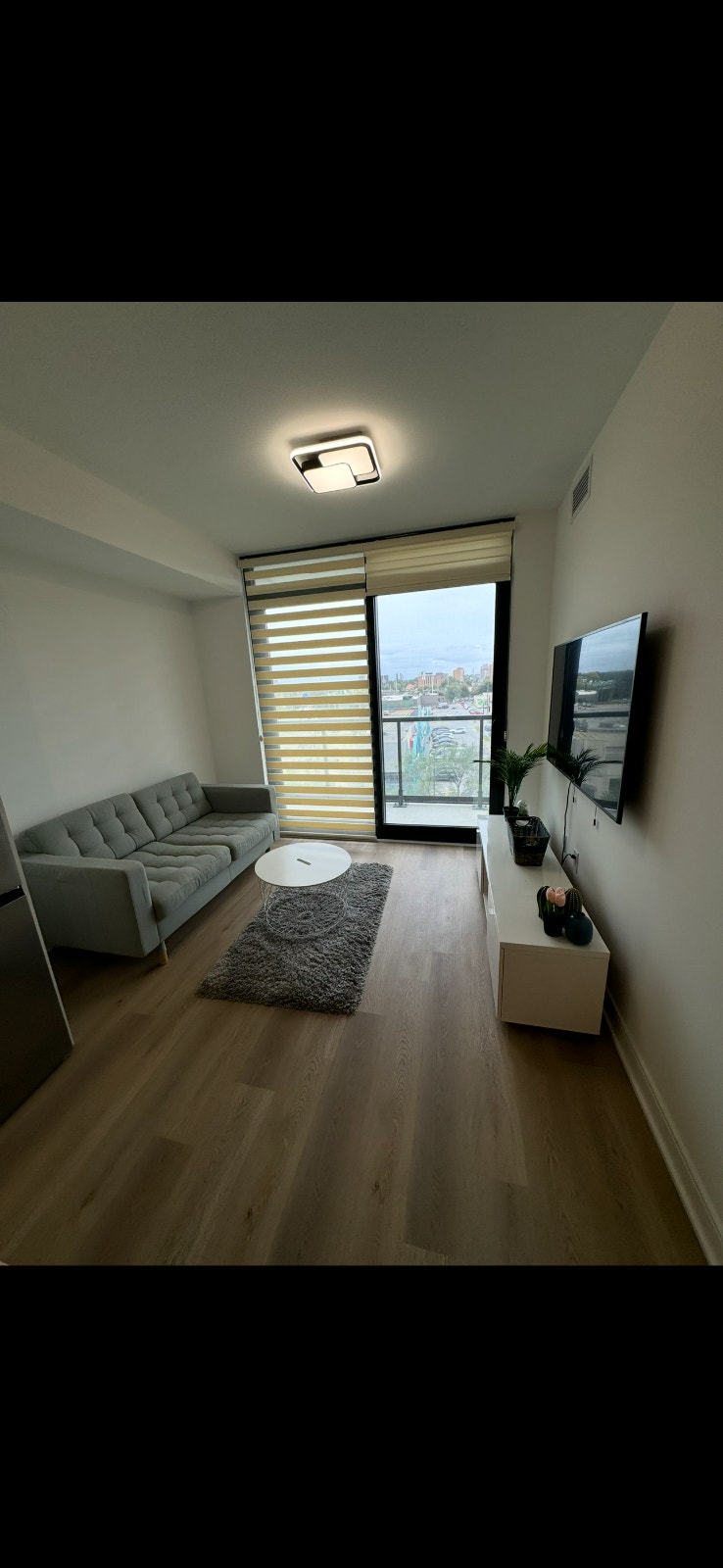 2 bedroom+ Den  2 bathroom for rent in Mississauga 2