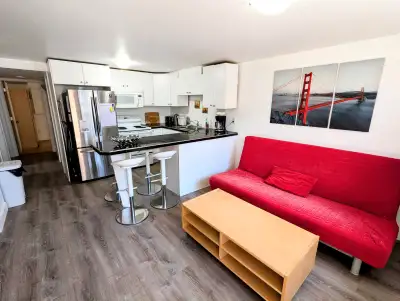 4 Bedroom for July 1st