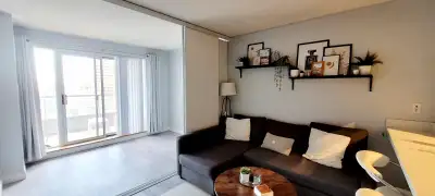 2-Bed DT Condo For Rent - Steps to UofT and Wellesley Station