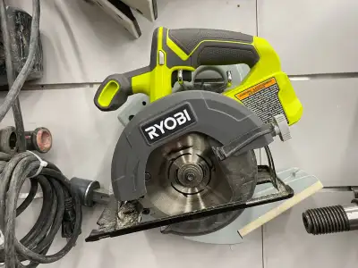 Ryobi Cordless Circular Saw 5 1/2” PCL500 , View more