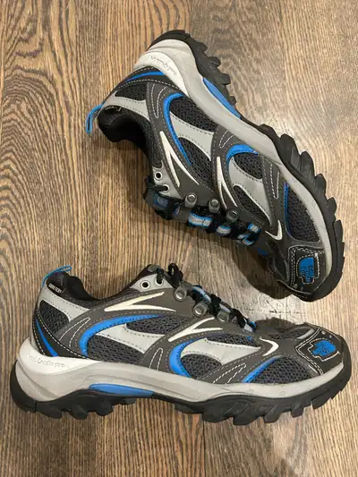 North Face Goretex Men’s Shoes - Size 7, View more