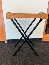 Foldable metal serving table