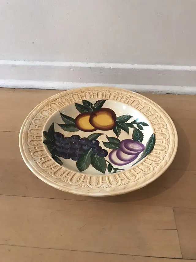 Ceramic Fruit Bowl/Platter - Bol En Ceramique in Other in City of Montréal - Image 2