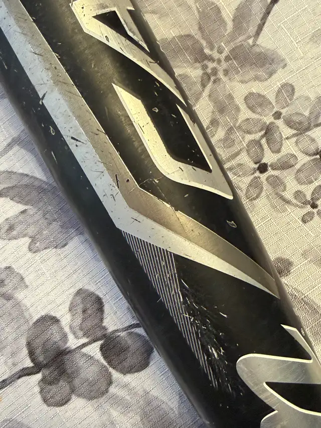 2 USSSA baseball bats for sale. in Baseball & Softball in Hamilton - Image 3