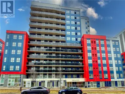 Apartment for rent Move in November 6 months to 1 year only agreements only! Families, couples, frie...