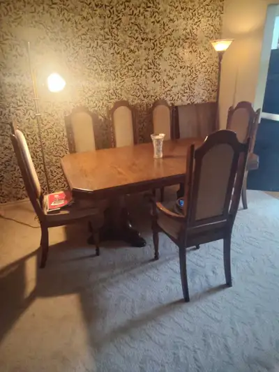Table and Chairs Cabnet and Hutch, View more