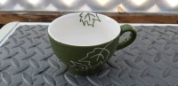 Starbucks coffee mug 2007 green leaf
