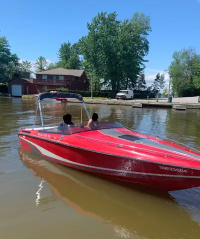 Rare rare rare Baja ES 250. Interior having new seat covers and a rare red colour paint, this is a v...