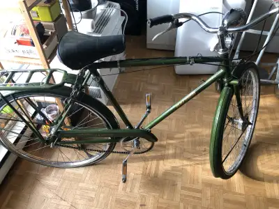 vélo  antique 1968, View more