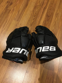 Bauer Vapor X 5.0 Hockey gloves