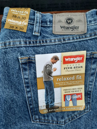 BNWT Mens 38 X 30 Wrangler Jeans