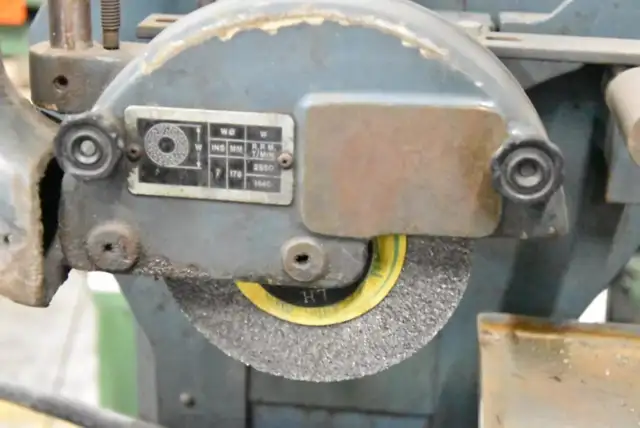 Rectifieuse Jones 540P surface grinder in Other in Drummondville - Image 6